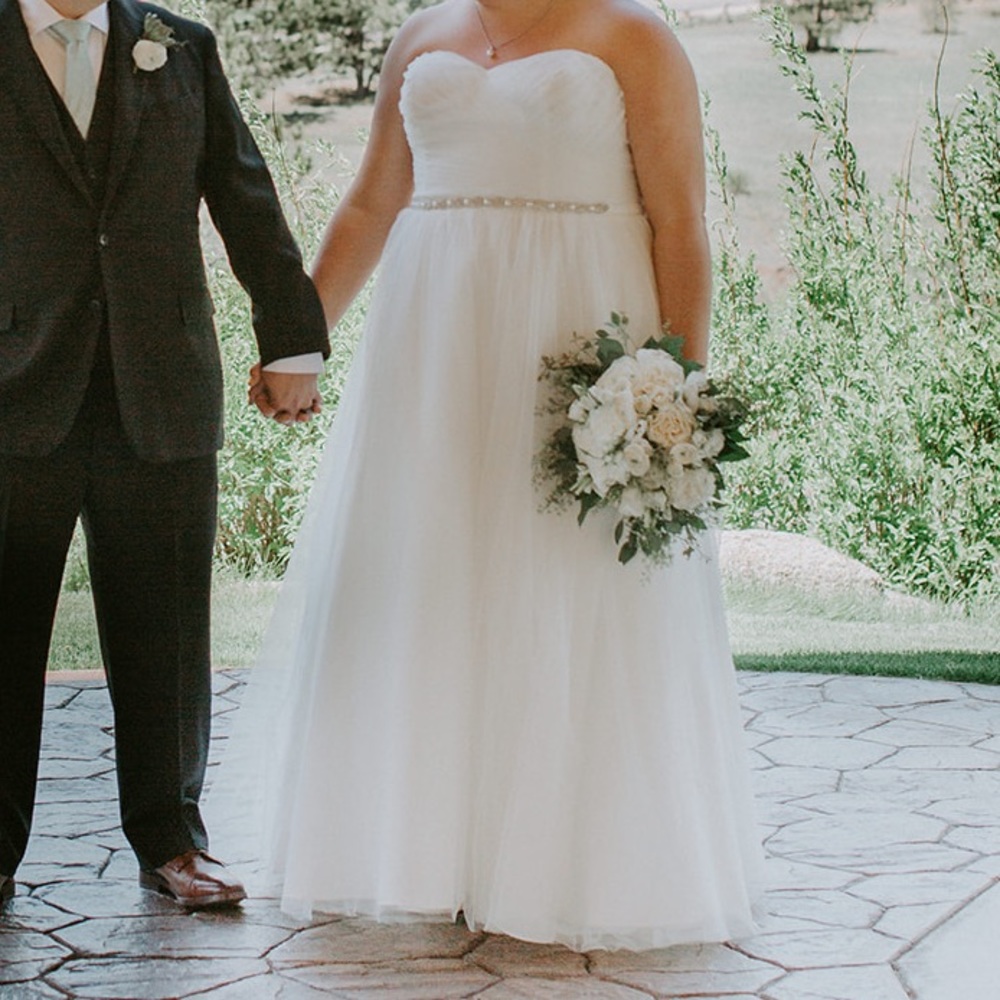 Sweetheart Tulle Wedding Dress